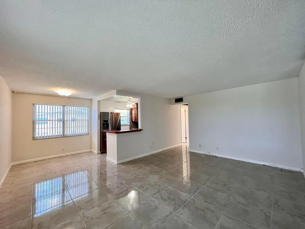 136 Somerset G West Palm Beach FL 33417