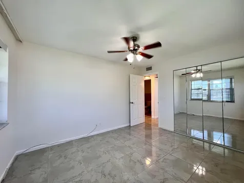 136 Somerset G West Palm Beach FL 33417