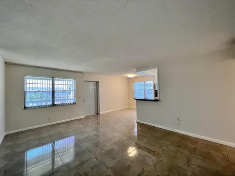 136 Somerset G West Palm Beach FL 33417