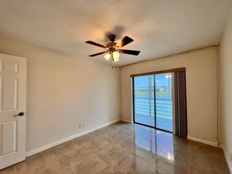 136 Somerset G West Palm Beach FL 33417