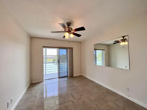 136 Somerset G West Palm Beach FL 33417