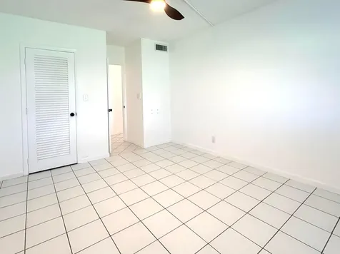 1118 Lake Terrace Boynton Beach FL 33426