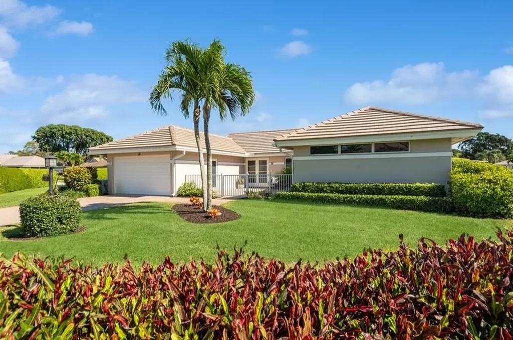 11609 N Lake Drive Boynton Beach FL 33436