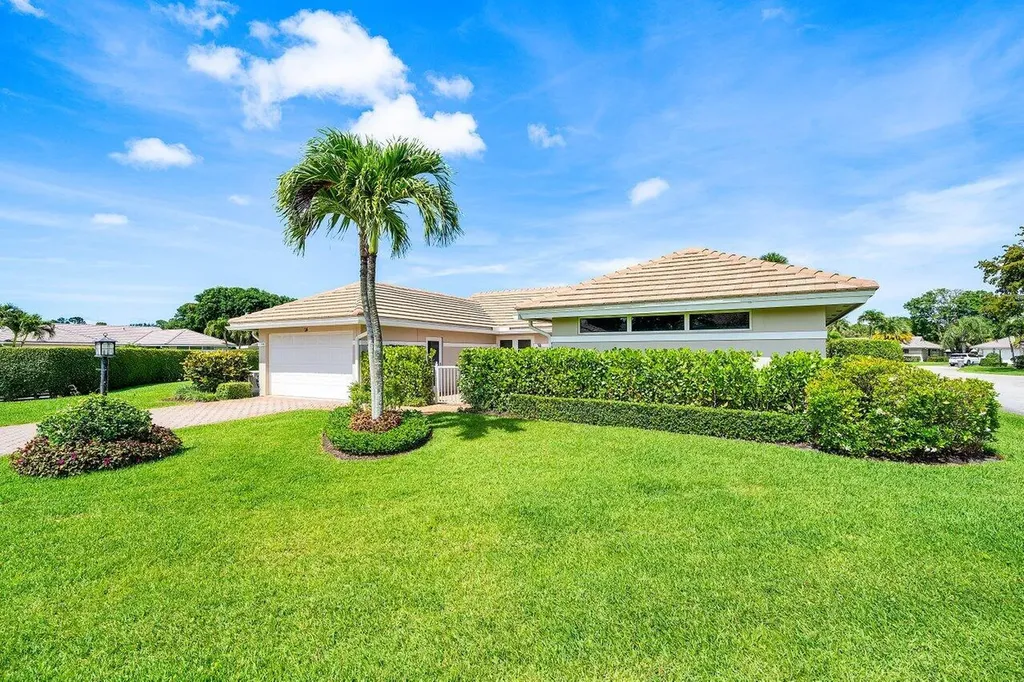 11609 N Lake Drive Boynton Beach FL 33436
