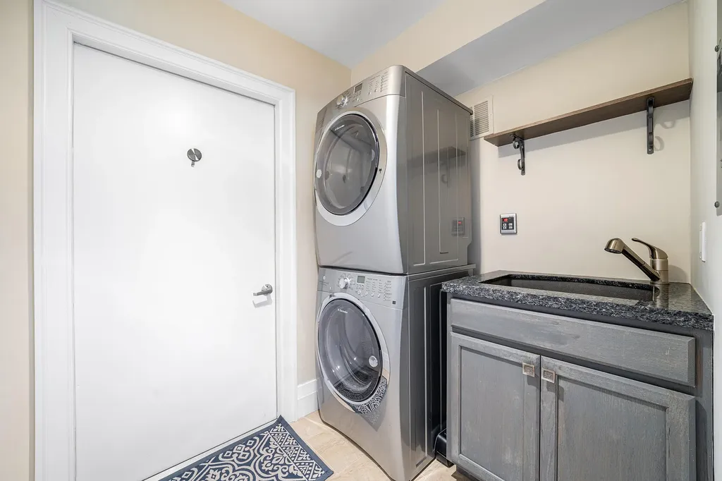 11609 N Lake Drive Boynton Beach FL 33436