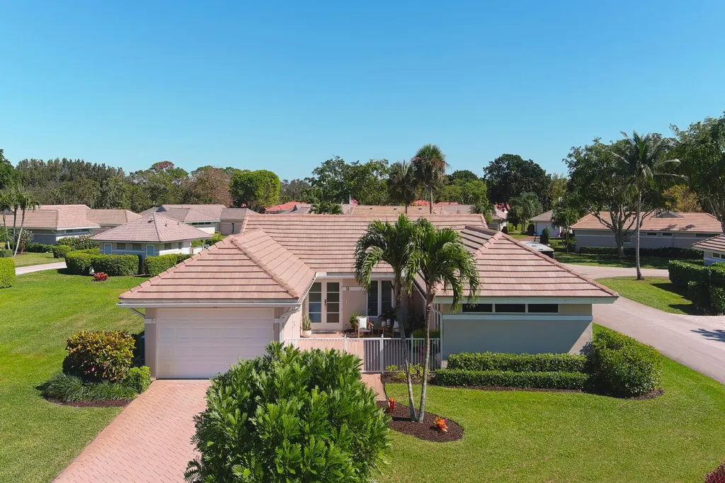 11609 N Lake Drive Boynton Beach FL 33436