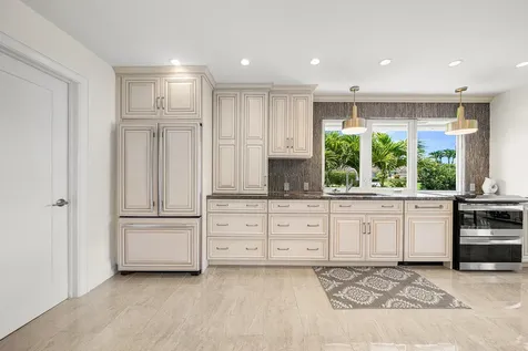 11609 N Lake Drive Boynton Beach FL 33436
