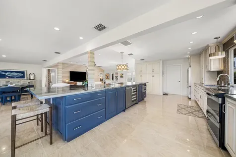 11609 N Lake Drive Boynton Beach FL 33436