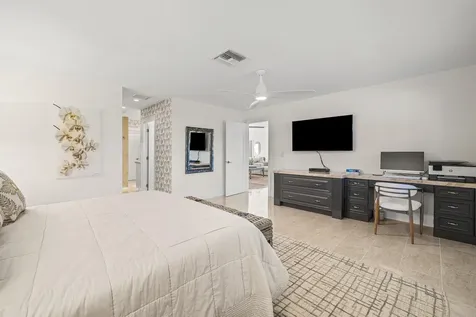 11609 N Lake Drive Boynton Beach FL 33436