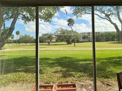 3700 Oaks Clubhouse Drive Pompano Beach FL 33069