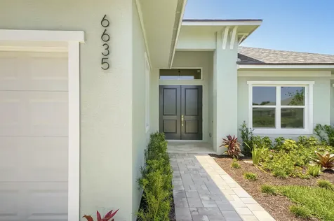 6635 49th Court Vero Beach FL 32967