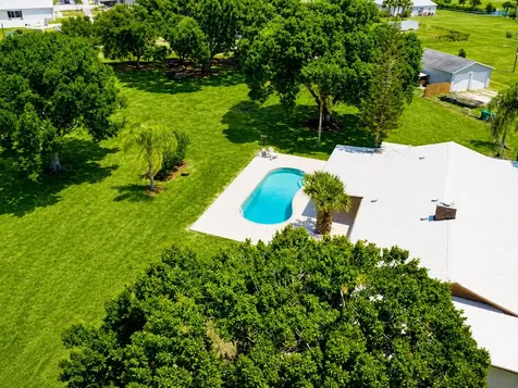 3856 SW 11th Avenue Okeechobee FL 34974