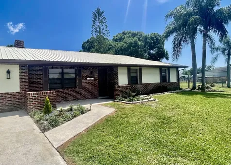 3856 SW 11th Avenue Okeechobee FL 34974