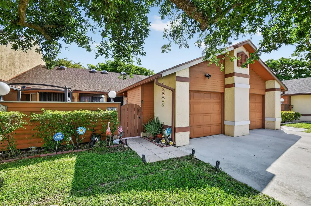 3723 Collinwood Lane West Palm Beach FL 33406