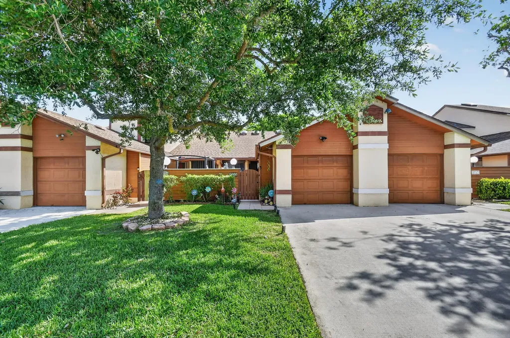 3723 Collinwood Lane West Palm Beach FL 33406