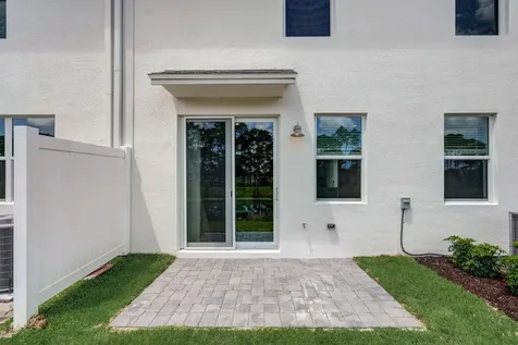 5728 SE Edgewater Circle Stuart FL 34997
