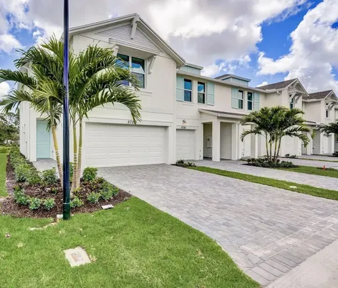 5728 SE Edgewater Circle Stuart FL 34997