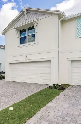 5728 SE Edgewater Circle Stuart FL 34997