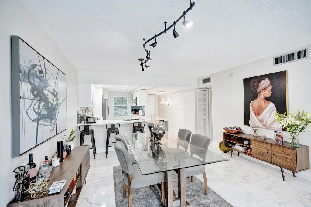 545 Oaks Lane Pompano Beach FL 33069