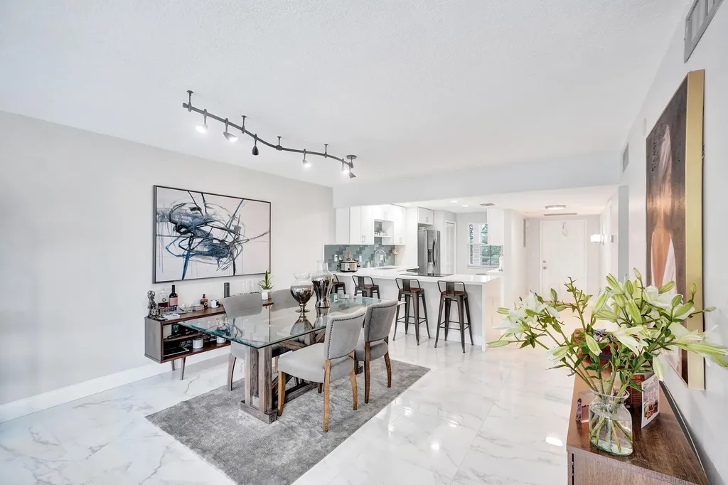 545 Oaks Lane Pompano Beach FL 33069