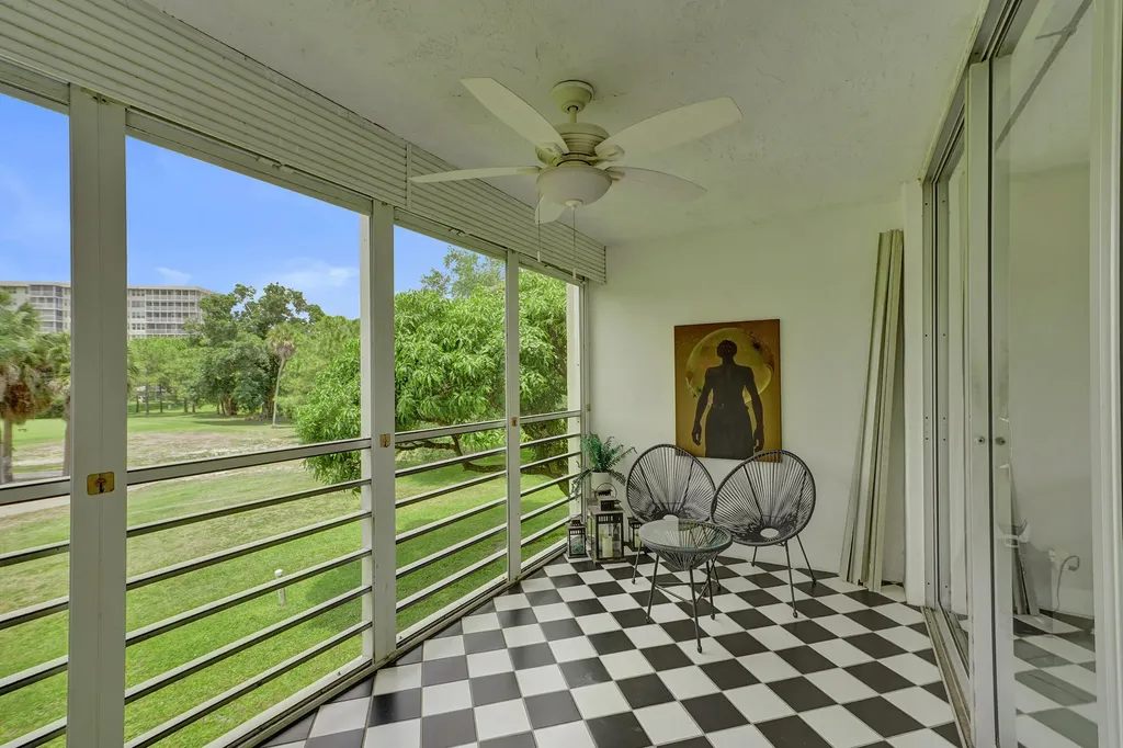 545 Oaks Lane Pompano Beach FL 33069
