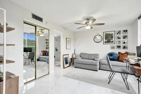 545 Oaks Lane Pompano Beach FL 33069