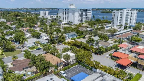 214 Conniston Road West Palm Beach FL 33405