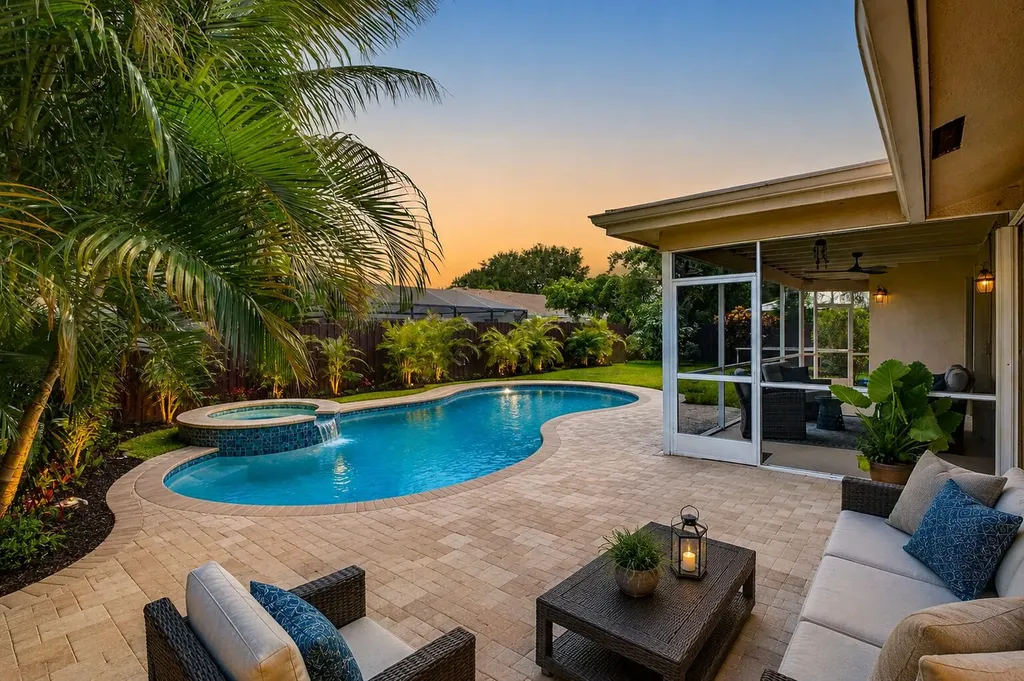 4886 Acorn Drive Boca Raton FL 33487