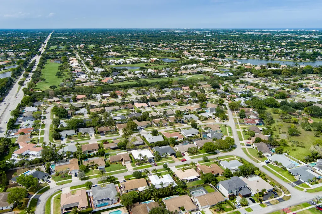 4886 Acorn Drive Boca Raton FL 33487