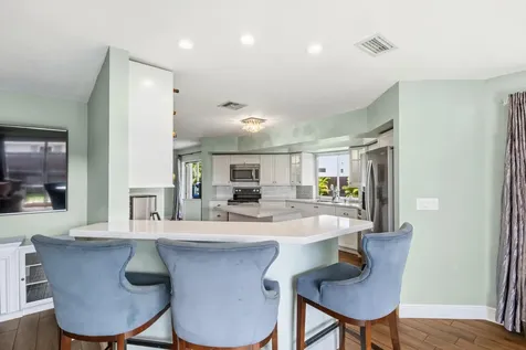 4886 Acorn Drive Boca Raton FL 33487