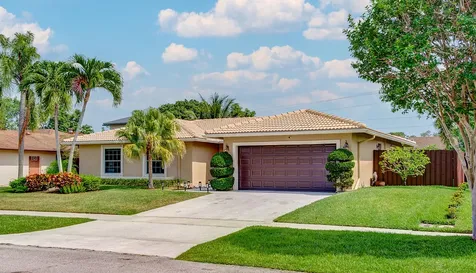 4886 Acorn Drive Boca Raton FL 33487