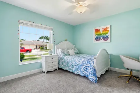 4886 Acorn Drive Boca Raton FL 33487
