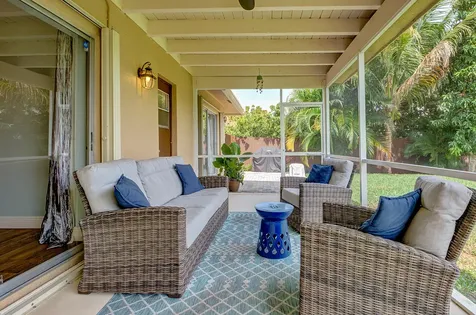 4886 Acorn Drive Boca Raton FL 33487