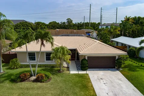 4886 Acorn Drive Boca Raton FL 33487