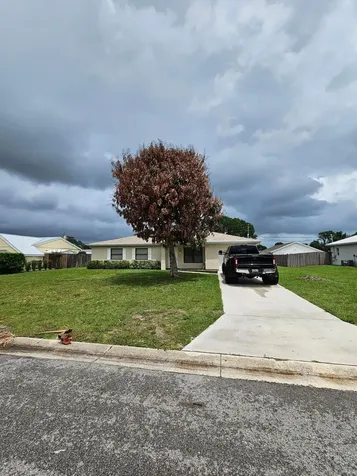 674 SW 25th Street Street SW Vero Beach FL 32962