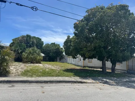 536 22nd Street West Palm Beach FL 33407