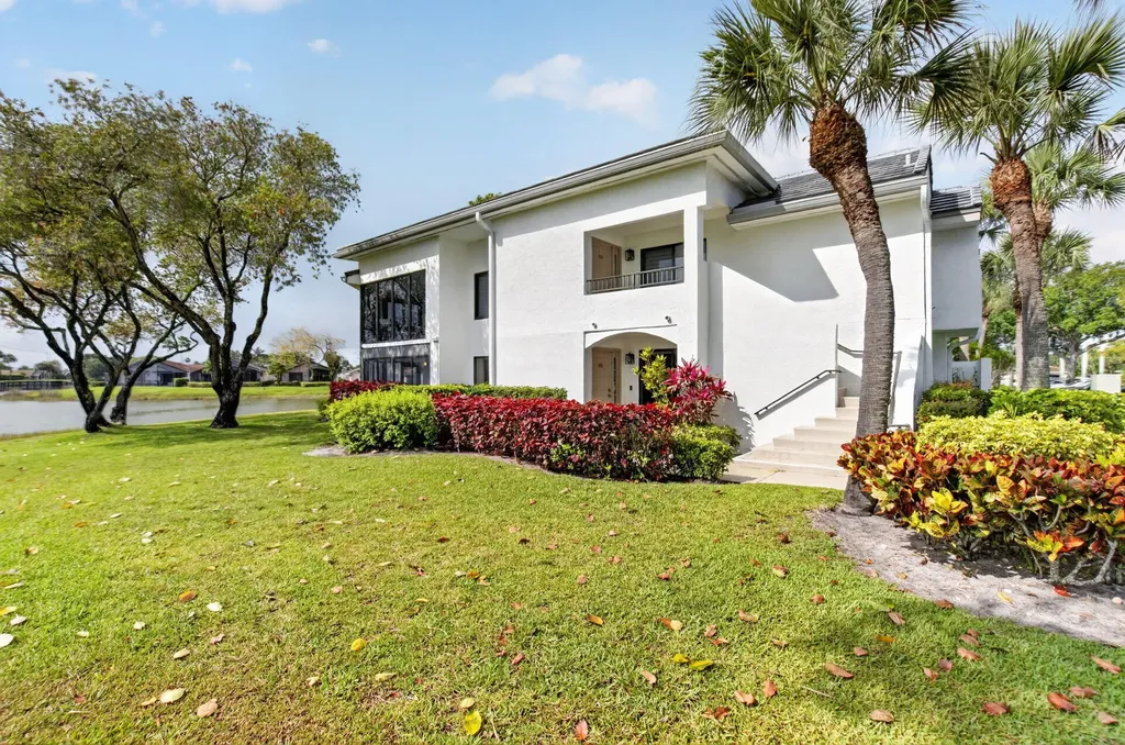 15354 Strathearn Drive Delray Beach FL 33446