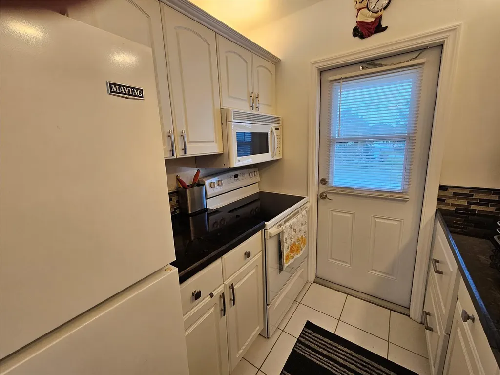2751 E Golf Boulevard Pompano Beach FL 33064