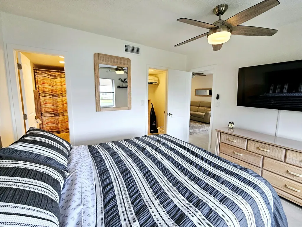 2751 E Golf Boulevard Pompano Beach FL 33064