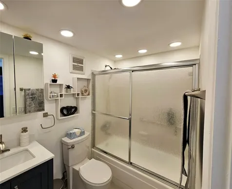 2751 E Golf Boulevard Pompano Beach FL 33064
