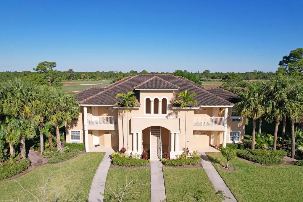 8290 Mulligan Circle Port St Lucie FL 34986