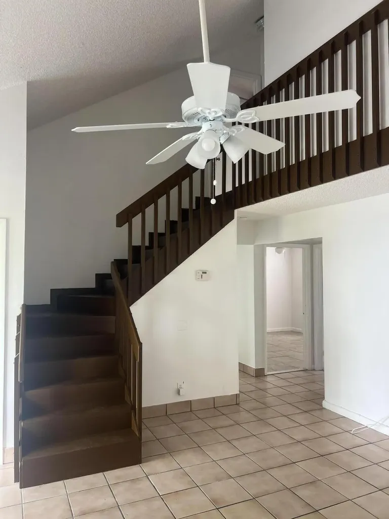 57 Peachtree Place Boynton Beach FL 33436