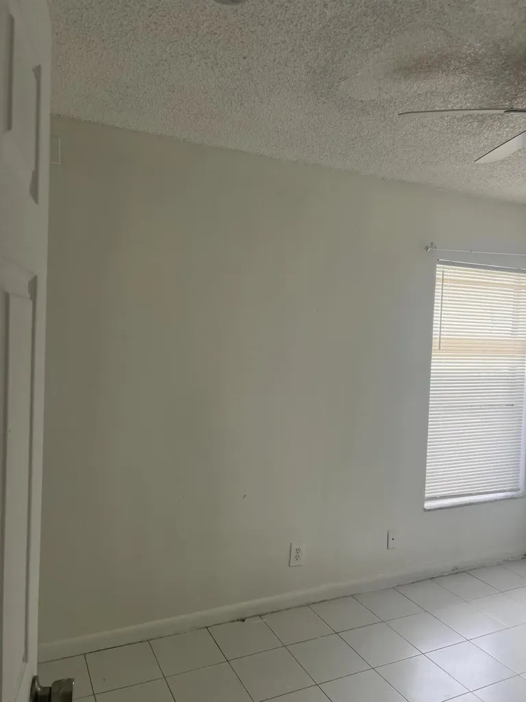 57 Peachtree Place Boynton Beach FL 33436