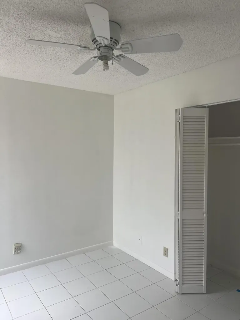 57 Peachtree Place Boynton Beach FL 33436