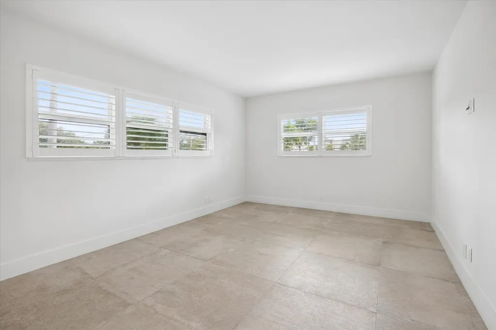 5100 Bayview Drive Fort Lauderdale FL 33308