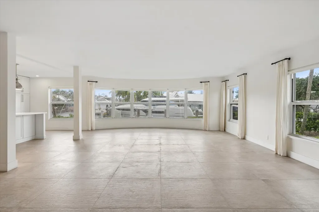 5100 Bayview Drive Fort Lauderdale FL 33308