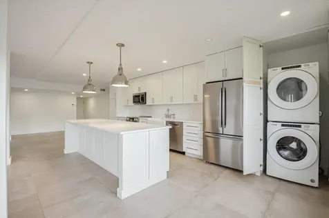 5100 Bayview Drive Fort Lauderdale FL 33308