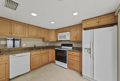 402 Lakewood Court Jupiter FL 33458