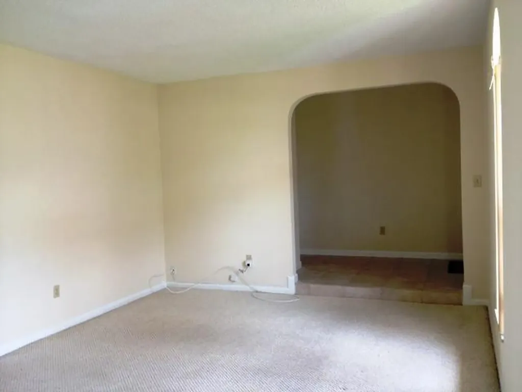 737 NW 84th Lane Coral Springs FL 33071