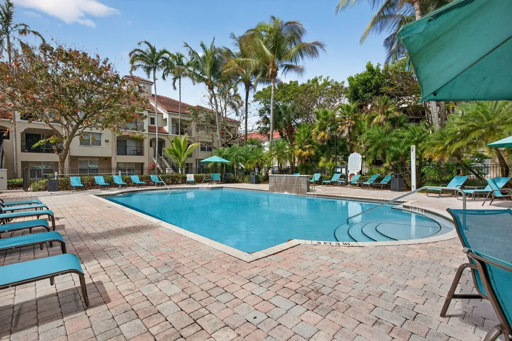 5800 W Sample Coral Springs FL 33067